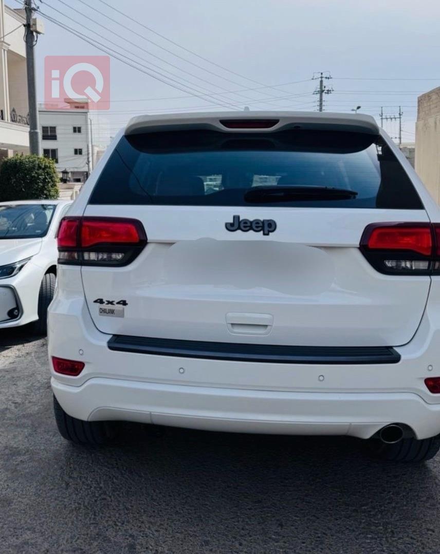 جيب جراند شيروكي